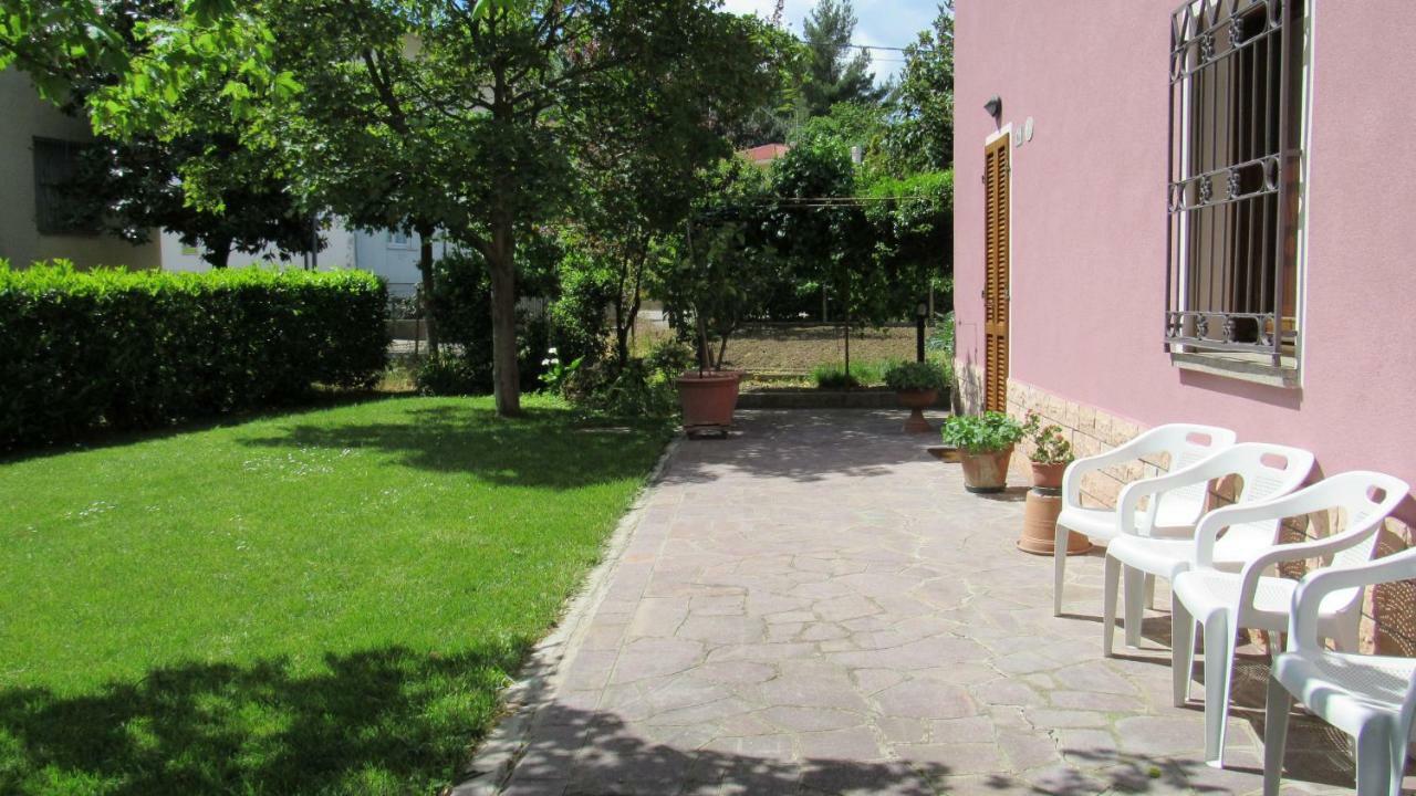 Casa Vacanze Sweet Home San Giovanni In Marignano Eksteriør billede